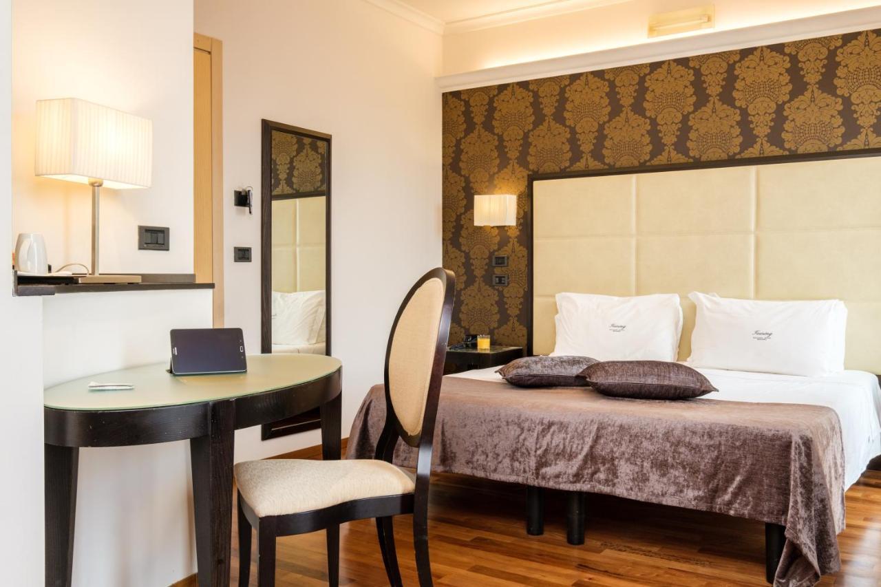 Hotel Touring 볼로냐 외부 사진